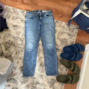 Rag and bone size 24 low rise slim boyfriend jeans